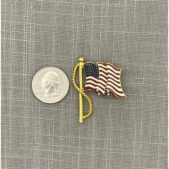 American Flag Brooch Gold Tone Red White Blue Patriotic - Picture 6 of 8